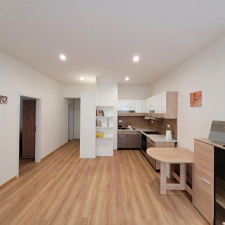 Apartman Tailor Liptovský Mikuláš Esterno foto